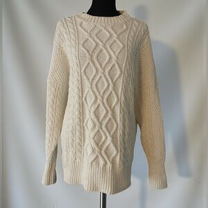 Abercrombie & Fitch Cream Cable Knit Sweater Size M Cotton Blend Cozy